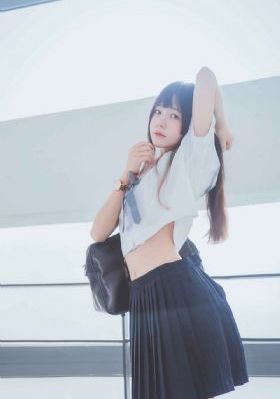 女生让男生朗诵自己的名字视频