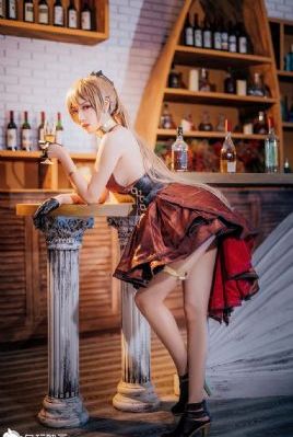 钢铁魔女