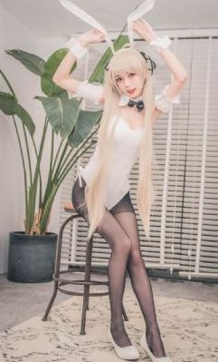 电影漂亮的女邻居