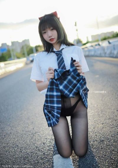 实习生电影完整版